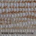 330081 centerdrilled pearl about 2-2.5mm.jpg